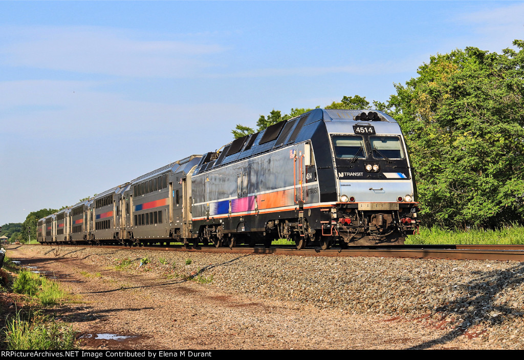 NJT 4514 on train 5531